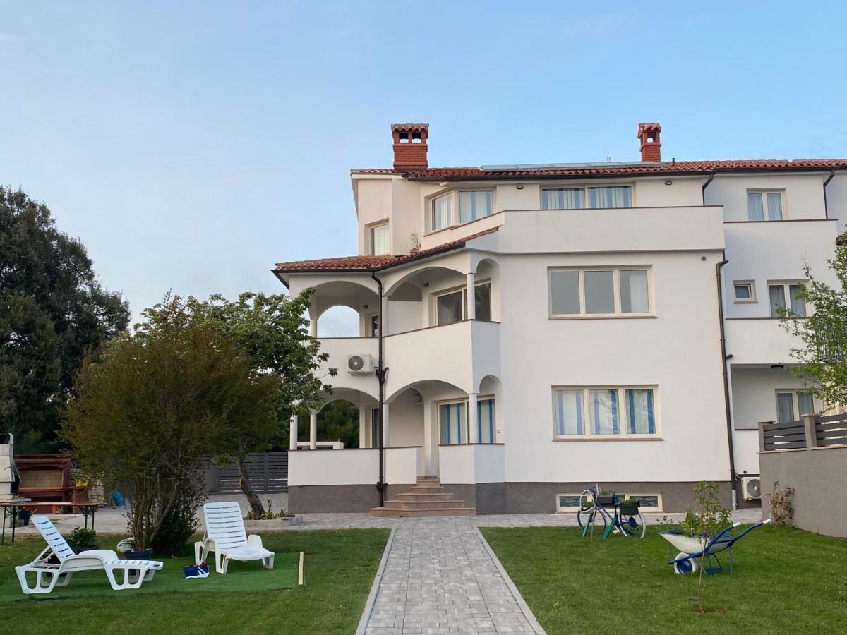 Villa Mara Póla Kültér fotó